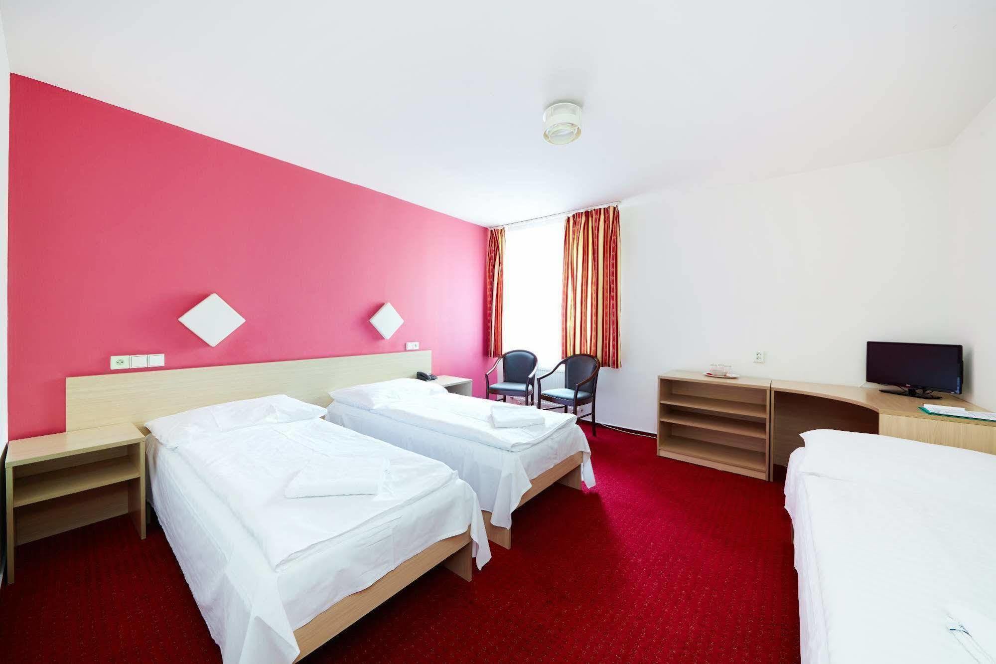 Hotel Mars Prag Exterior foto